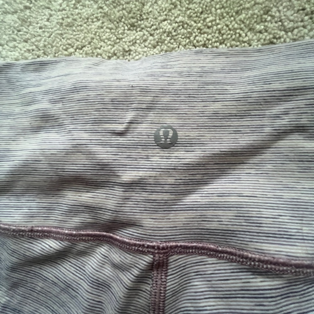 Lululemon leggings - Picture 2 of 4
